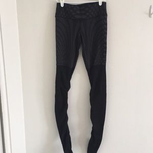 Alo Yoga Goddess Leggings